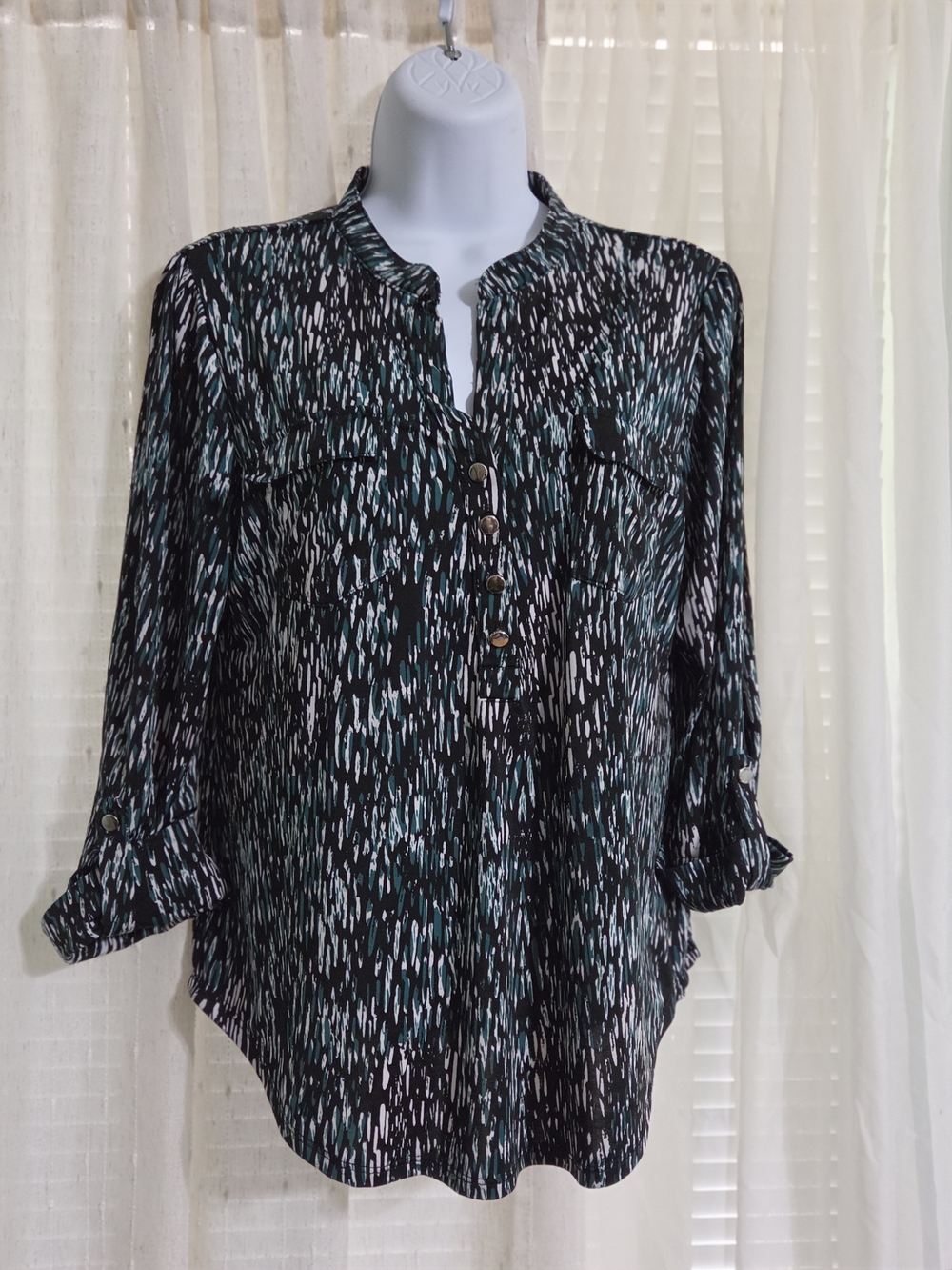Ava & Grace Black Teal and White Abstract Button-Front Tunic Top